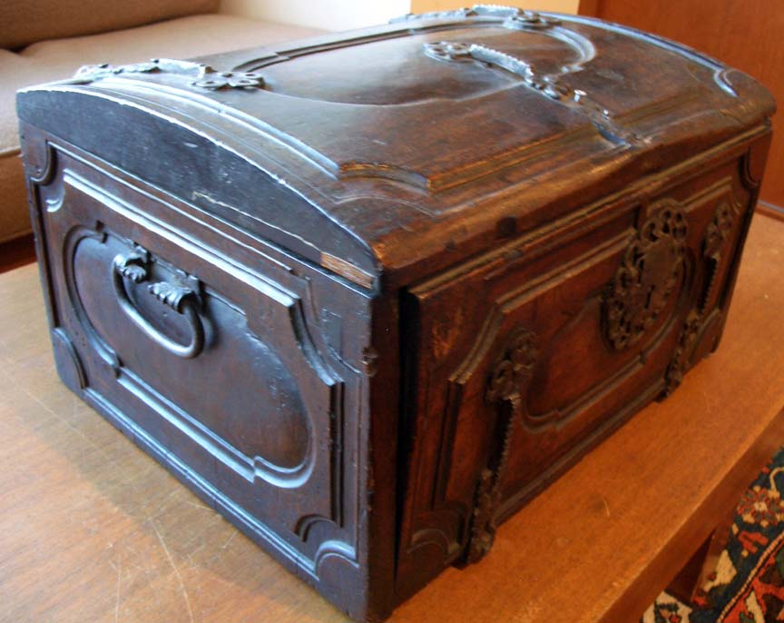 ../../../images/portable writing chest12.jpg